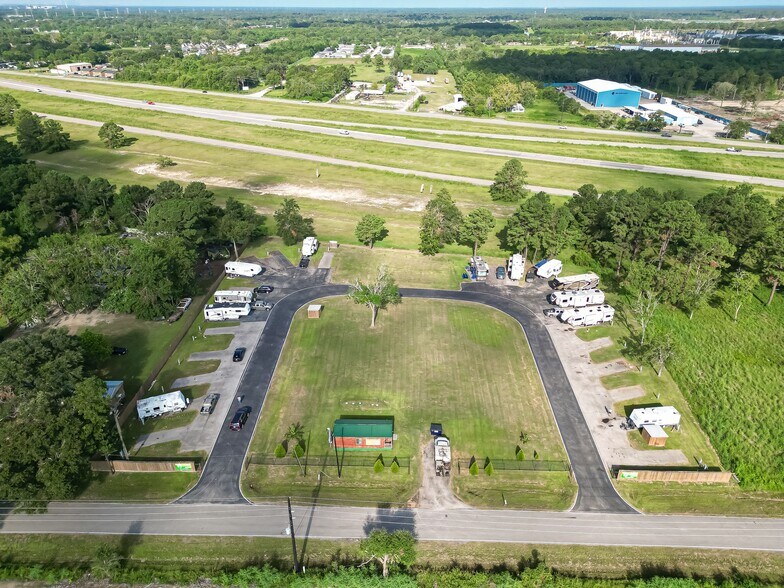 More Photos Of 16181 Lindstrom Rd, Crosby Trailer Camper Park For Sale