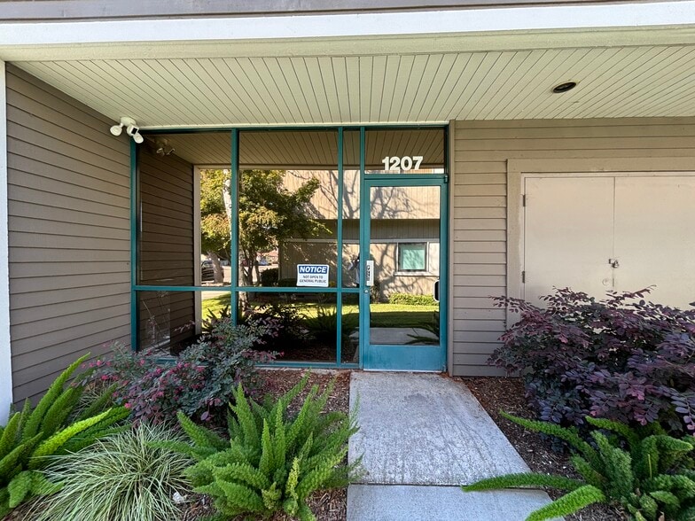 More Photos Of 1205-1247 S Park Victoria Dr, Milpitas Medical For Lease