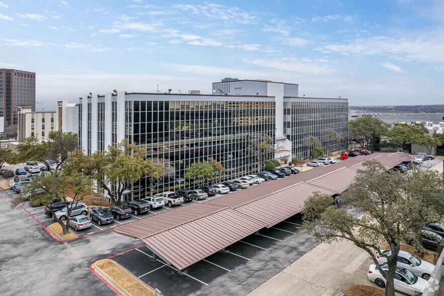 More Photos Of 10300 N Central Expy, Dallas Unknown For Lease