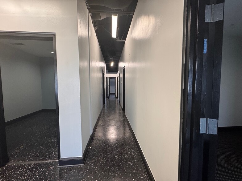 More Photos Of 6254 Memorial Dr, Stone Mountain Storefront Retail Office For Lease