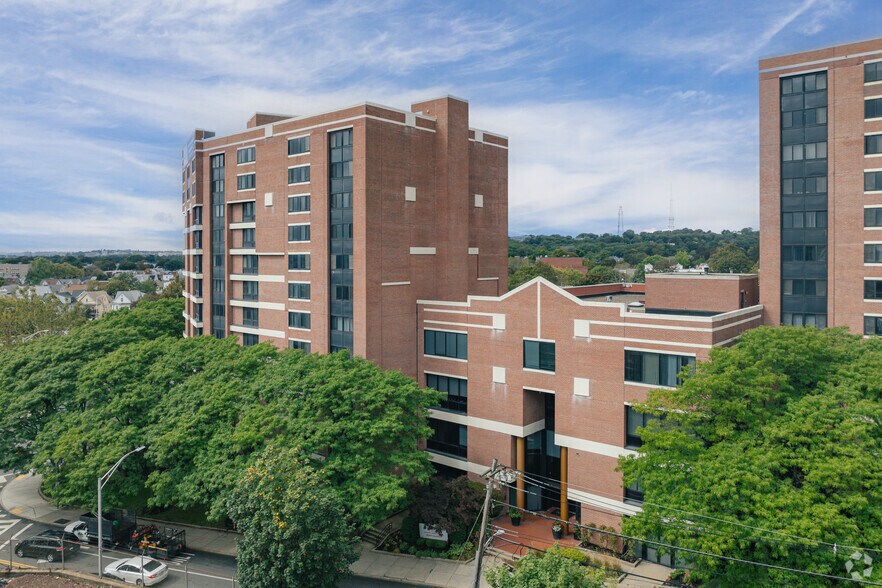 More Photos Of 14 Summer St, Malden Apartments For Lease