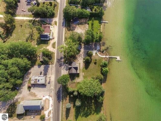 More Photos Of 7262 Cairn Hwy, Kewadin Service Station For Sale