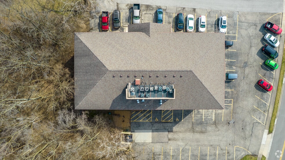 More Photos Of 5655 N High St, Worthington Medical For Lease