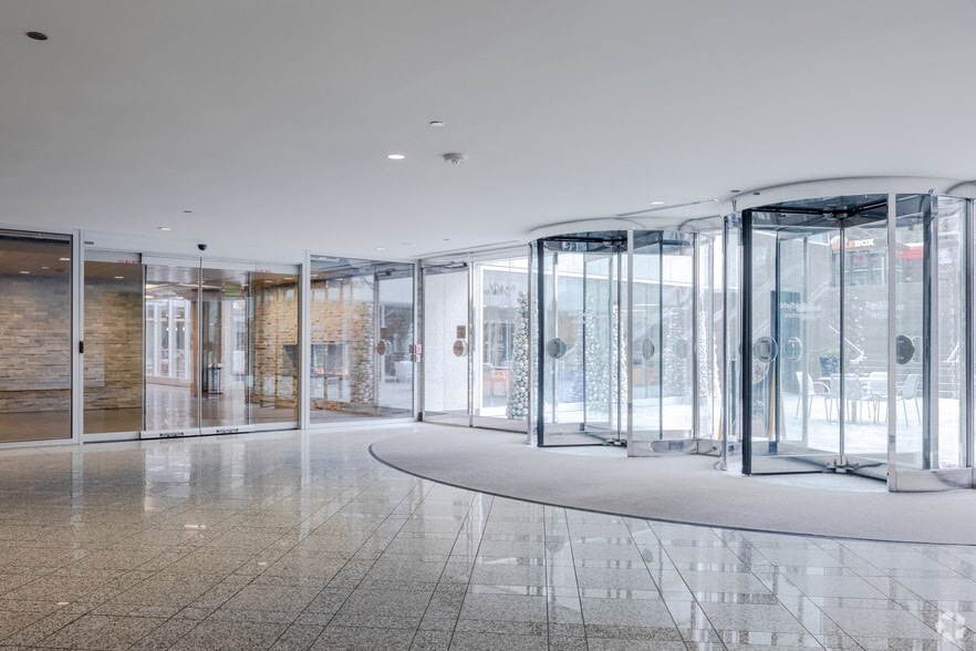 More Photos Of 370 17th St, Denver Office For Lease
