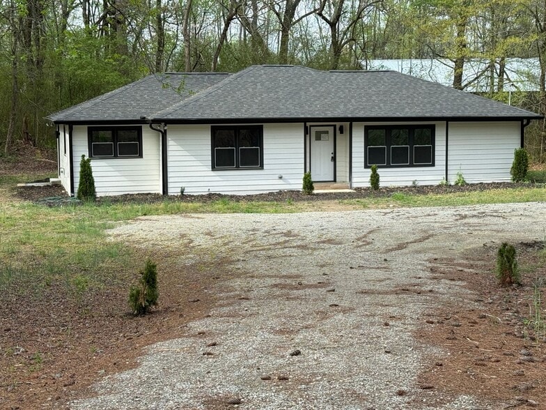 Primary Photo Of 12778 Cumming Hwy, Canton Flex For Sale