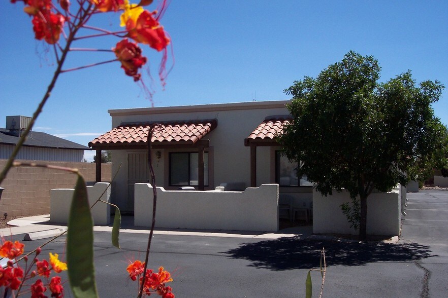 More Photos Of 311 W Pastime Rd, Tucson Apartments For Sale