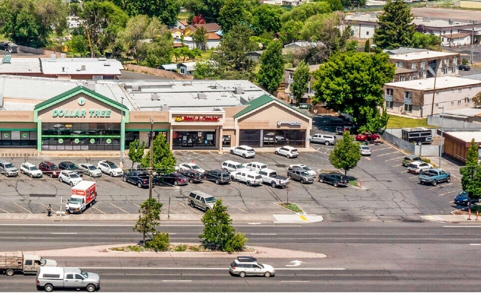 More Photos Of 3049 S 6th St, Klamath Falls Storefront Retail Office For Lease