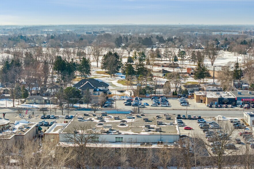 More Photos Of 3920 Dougall Ave, Windsor Storefront For Sale