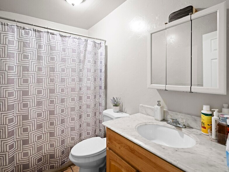 More Photos Of 127 W Mead Ave, Salt Lake City Apartments For Sale