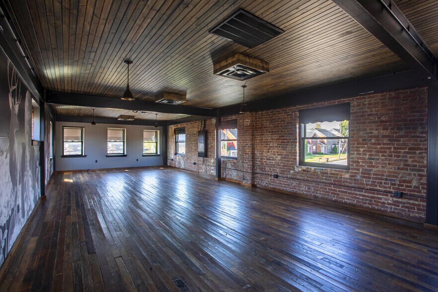 More Photos Of 1314 Jo Johnston Ave, Nashville Freestanding For Sale