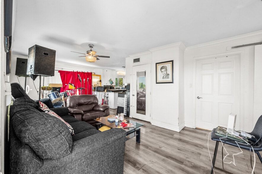 More Photos Of 2517 W Beverly Blvd, Montebello Storefront Retail Residential For Sale