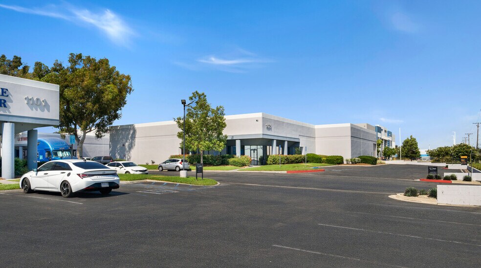 More Photos Of 1101-1149 W 9th St, Upland Unknown For Lease