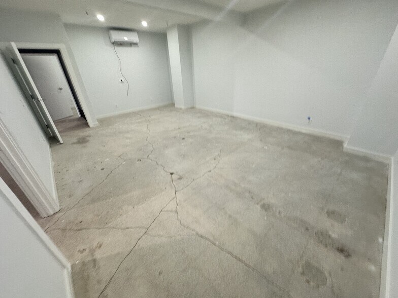 More Photos Of 3251 N Ad Art Rd, Stockton Warehouse For Lease