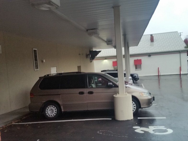 More Photos Of 6506 E Quaker St, Orchard Park Office For Sale