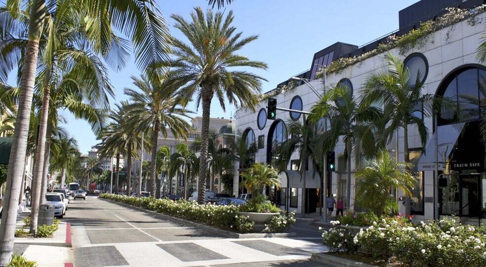 More Photos Of 433 N Camden Dr, Beverly Hills Medical For Lease