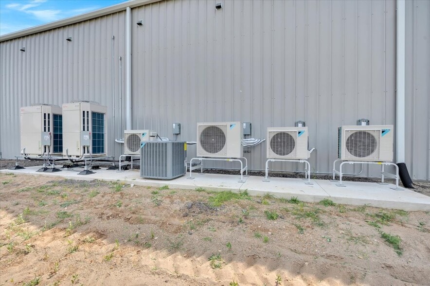 More Photos Of 8975 Page Ave, Jackson Warehouse For Sale