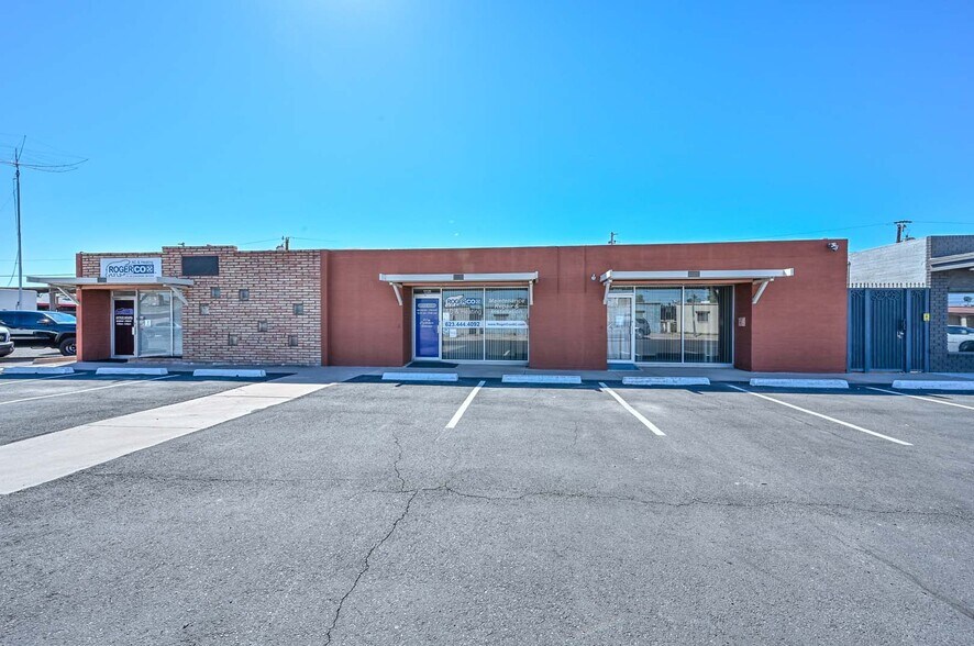 Primary Photo Of 11123-11127 W Nevada Ave, Youngtown Office For Sale