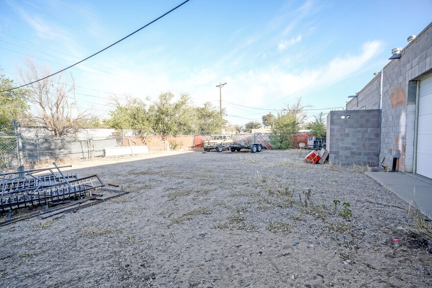 More Photos Of 135-145 Virginia St NE, Albuquerque Office For Sale