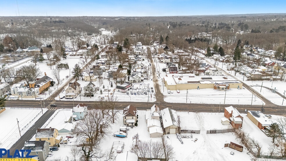 More Photos Of 1528 Mahoning Ave, Youngstown Freestanding For Sale