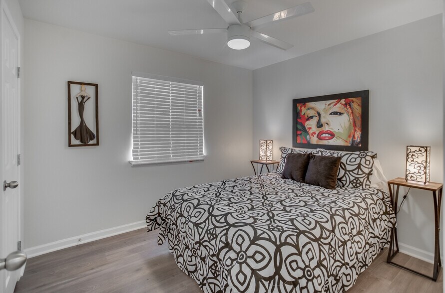More Photos Of 4927 San Jacinto St, Dallas Apartments For Sale