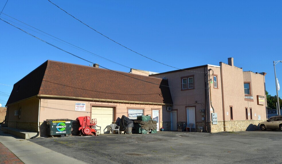 More Photos Of 9431-9435 Ogden Ave, Brookfield Storefront Retail Residential For Sale