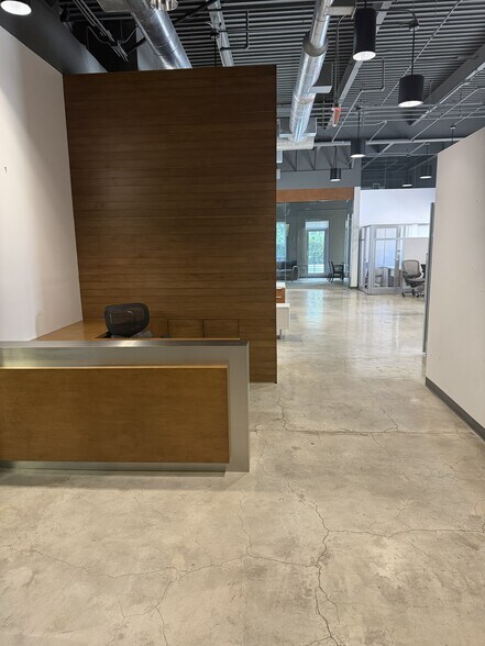 More Photos Of 400 Clematis St, West Palm Beach Loft Creative Space For Lease