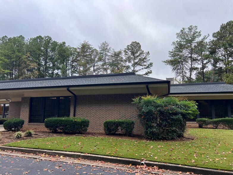 More Photos Of 1611 Sands Pl SE, Marietta Medical For Lease