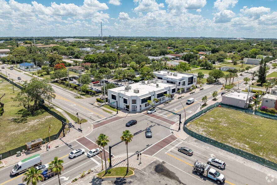 More Photos Of 900 NW 6th St, Fort Lauderdale Loft Creative Space For Lease
