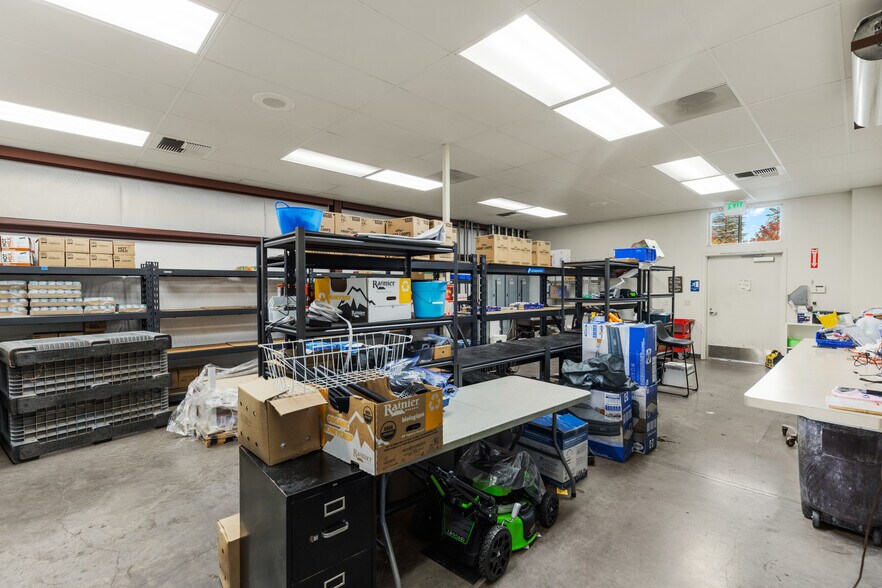 More Photos Of 6153 Center St, Paradise Office For Sale