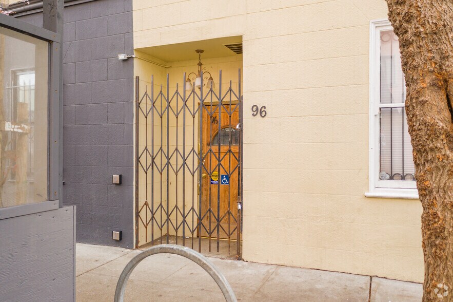 More Photos Of 1554 Howard St, San Francisco Hotel For Lease