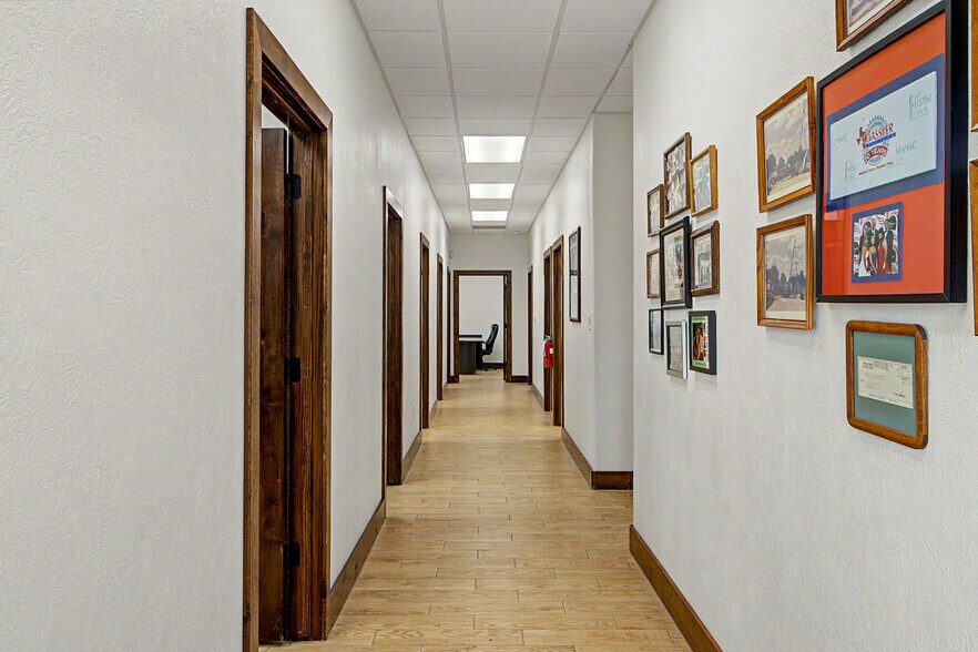 More Photos Of 8050 TX-21, Caldwell Office For Lease
