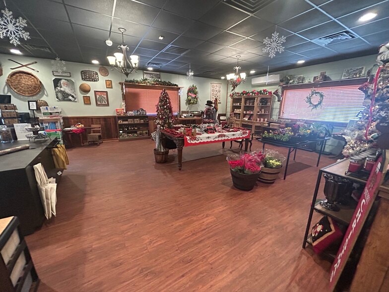 More Photos Of 8291 Savannah Hwy Hwy, Norway Restaurant For Sale