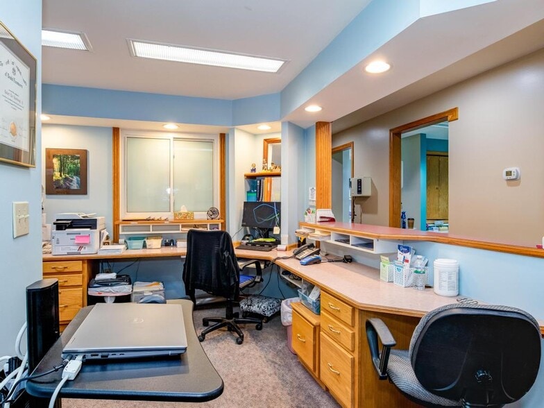 More Photos Of 413 Bridge St, Beaver Healthcare For Sale