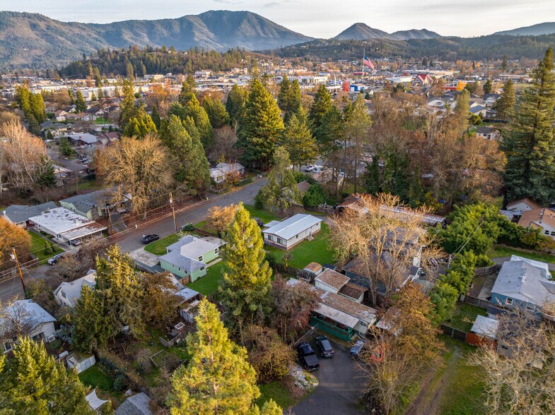 More Photos Of 1260 Plummer Ave, Grants Pass Land For Sale