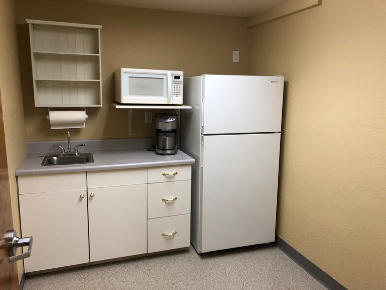 More Photos Of 2900 Mendocino Ave, Santa Rosa Office For Sale