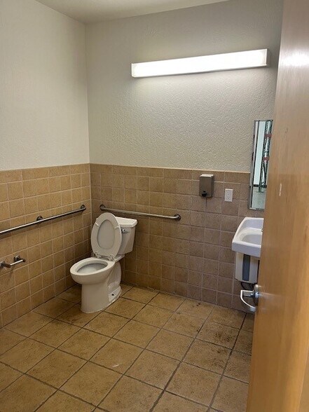 More Photos Of 2145 Elkins Way, Brentwood Warehouse For Lease