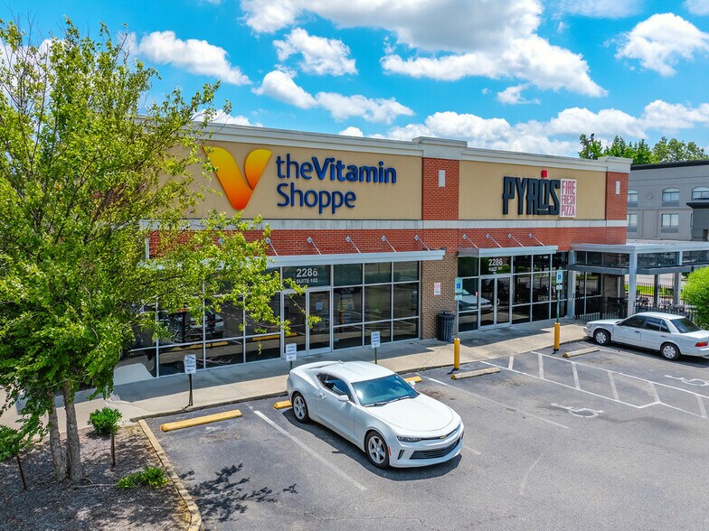 Primary Photo Of 2286 N Germantown Pky, Cordova Freestanding For Sale