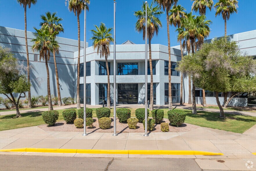 More Photos Of 3380 S Price Rd, Chandler Light Manufacturing For Lease