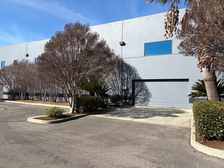 More Photos Of 700 Jarvis Dr, Morgan Hill Manufacturing For Sale