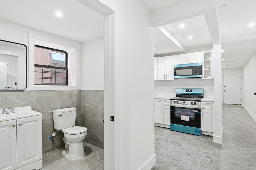 More Photos Of 2152 Muliner Ave, Bronx Apartments For Sale