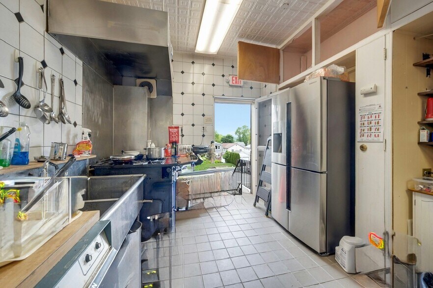 More Photos Of 433 White Plains Rd, Eastchester Storefront Retail Residential For Sale