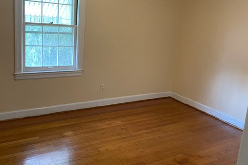 More Photos Of 224 Taylor Dr, Lexington Apartments For Sale