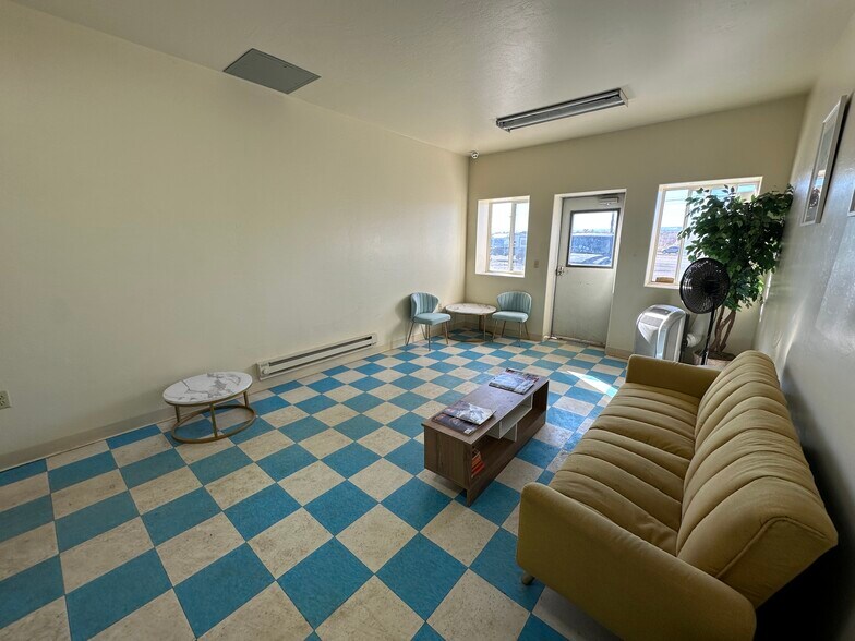 More Photos Of 2870 N Townsend Ave, Montrose Carwash For Sale