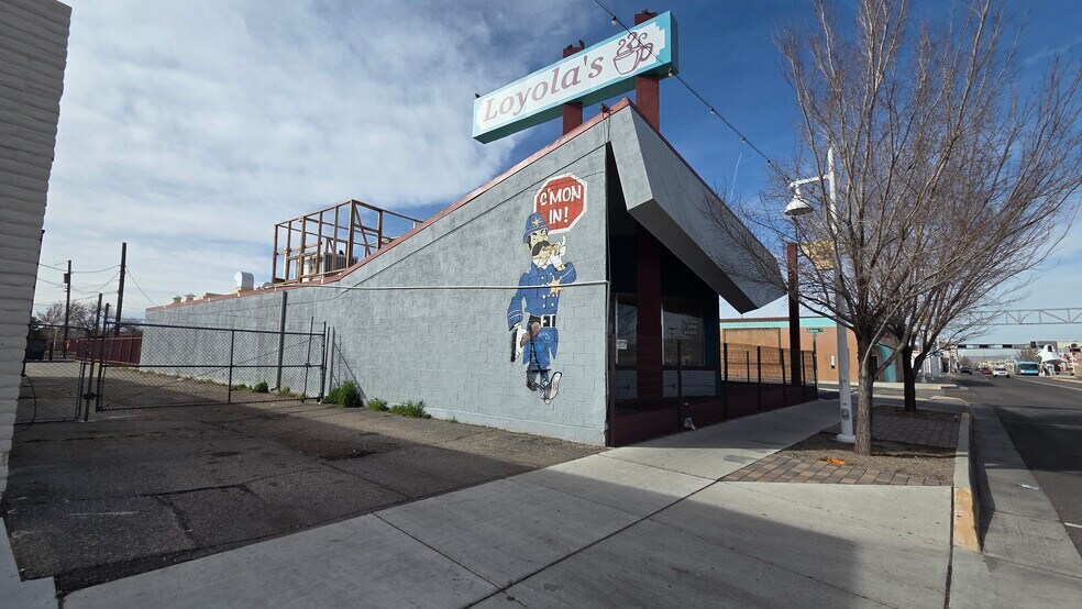 More Photos Of 4500 Central Ave SE, Albuquerque Restaurant For Sale