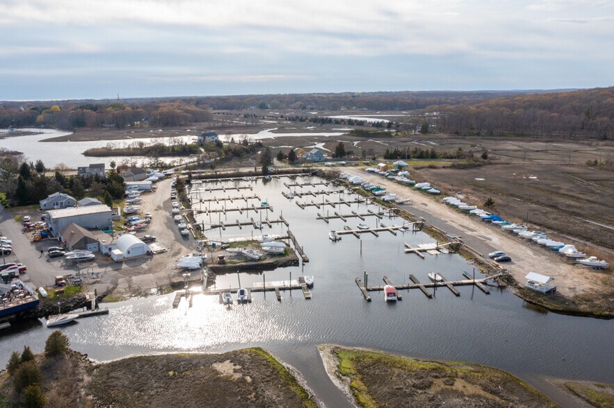 More Photos Of 54 Old Boston Post Rd, Westbrook Marina For Sale