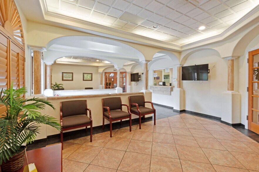 More Photos Of 603 N Washington Ave, Titusville Office For Sale