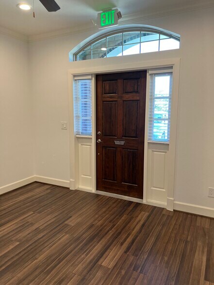 More Photos Of 8751 Collin McKinney Pky, McKinney Office Residential For Lease