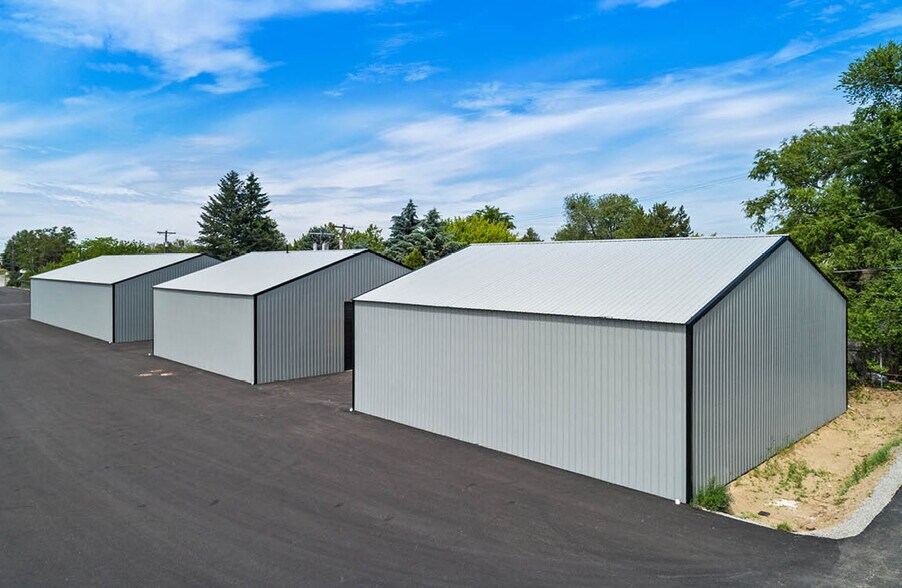 More Photos Of 2226 N Government Way, Coeur d'Alene Light Distribution For Lease