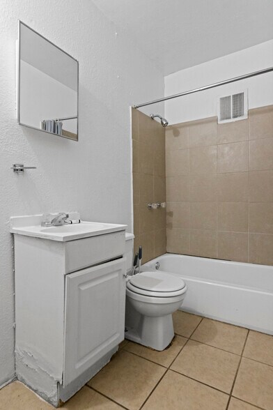 More Photos Of 6200 Melton Rd, Gary Hotel For Sale