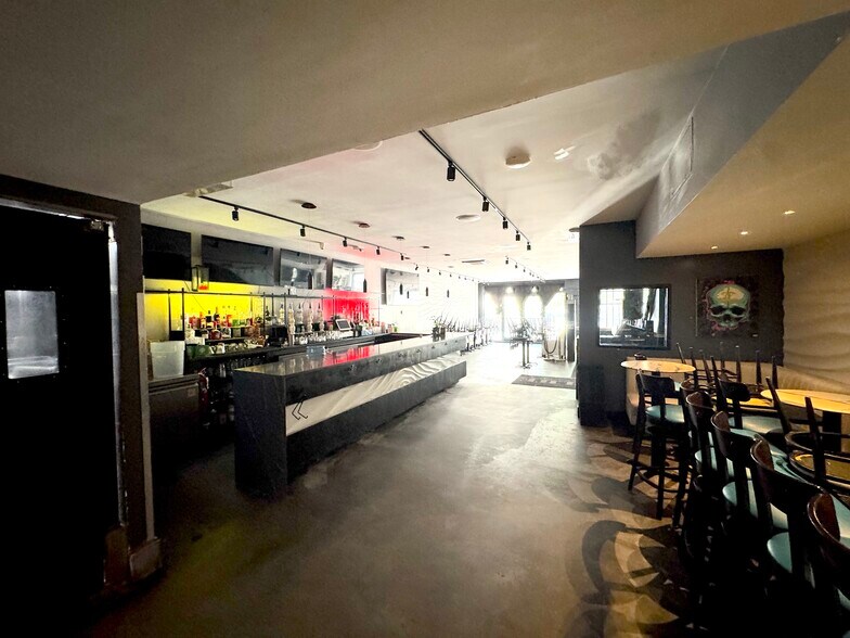 More Photos Of 128 Metropolitan Ave, Brooklyn Restaurant For Lease